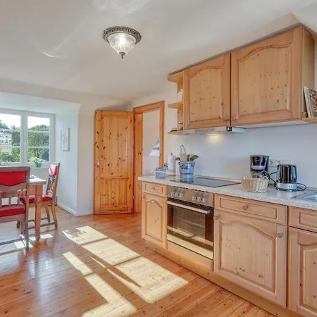 1 Bedroom Beautiful In Rieseby Daire *